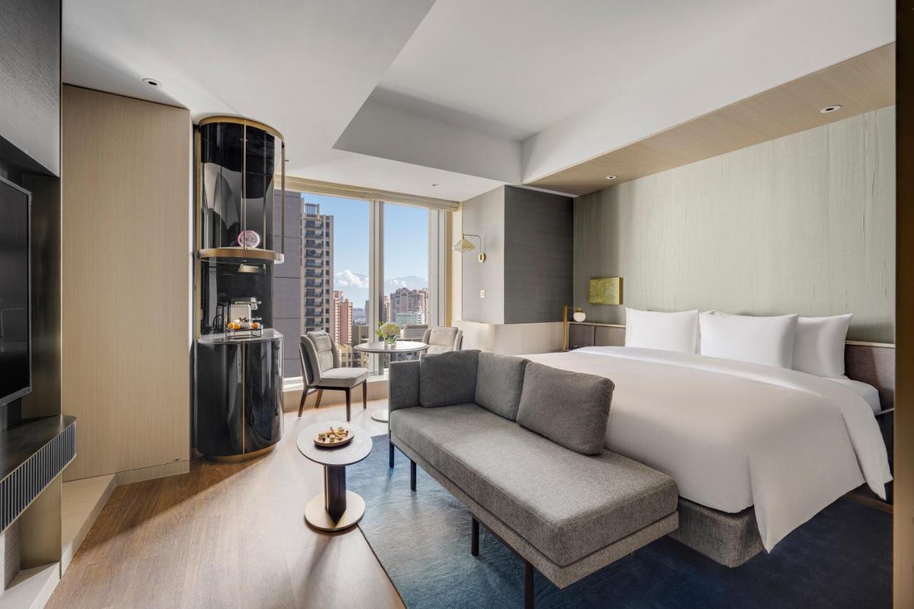 Intercontinental Kaohsiung By Ihg Hotel Стая снимка Deluxe Room
