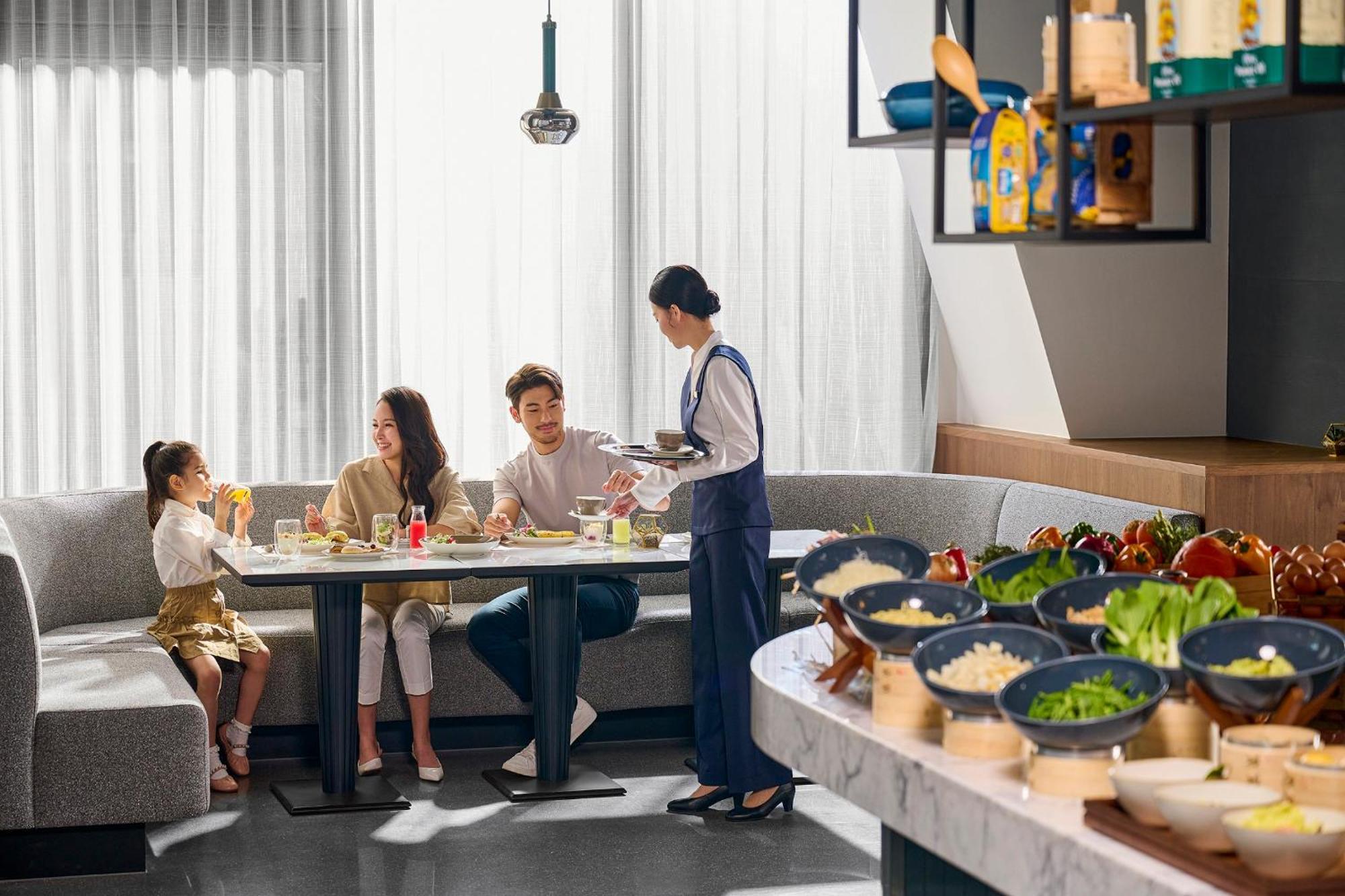 Intercontinental Kaohsiung By Ihg Hotel Екстериор снимка A restaurant in China